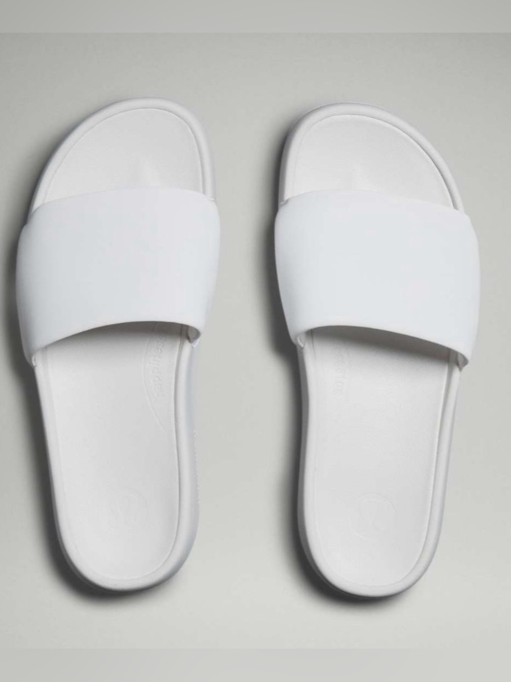 NIB New Lululemon Restfeel Womens Slide White / White